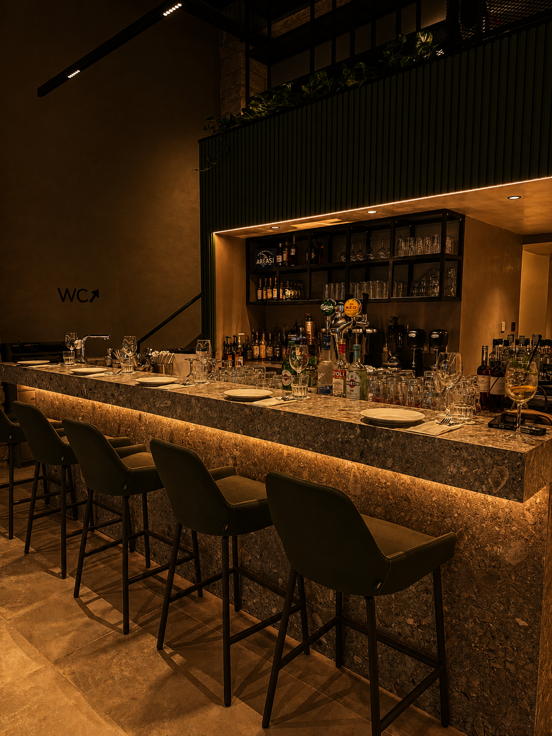 Clubhouse atmosphere